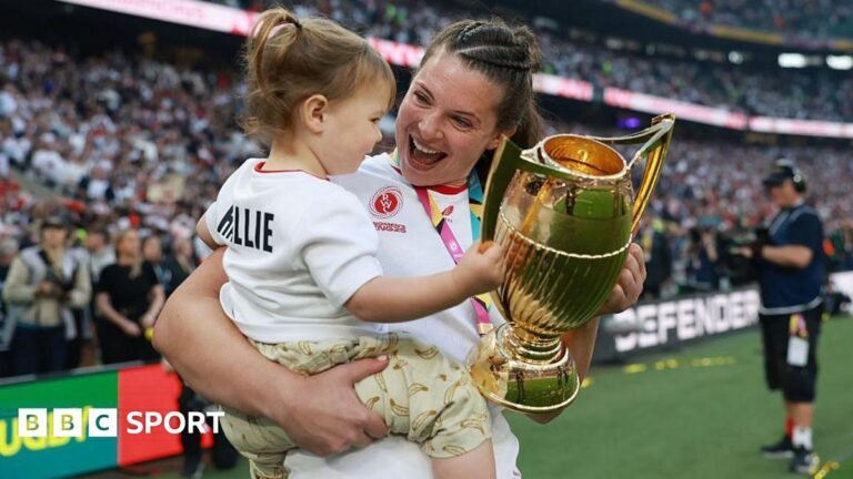 Abbie Ward: England Rugby World Cup winner pregnant with second child Abbie Ward celebrates winning the Women's Rugby World Cup last year as she holds the trophy and young daughter Hallie