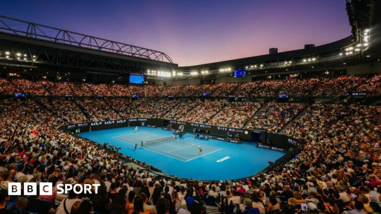 Australian Open 2026: Increased prize money but some players still hold concerns Fans watch a match on Rod Laver Arena at the 2025 Australian Open