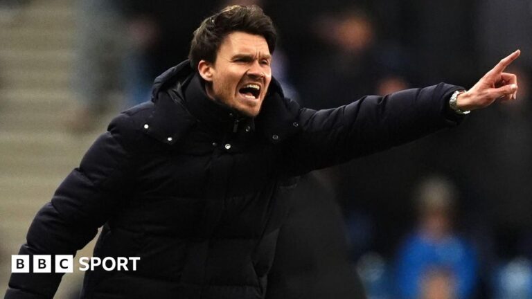 Rangers ‘want to hunt’ in title race – Danny Rohl after Ibrox side go second Danny Rohl