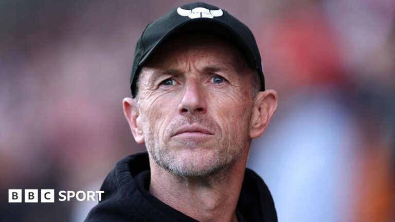 Gary Rowett: Leicester City confirm ex-Oxford United boss as new manager Gary Rowett watches an Oxford United game in an Oxford United cap