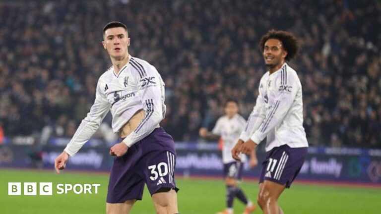 Michael Carrick happy with his start as Manchester United boss Manchester United striker Benjamin Sesko (left)