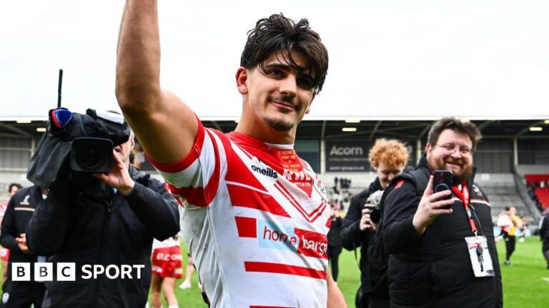 Bill Leyland: St Helens loanee on his match-winning impact against Wigan Bill Leyland celebrates following St Helens' win against Wigan Warriors