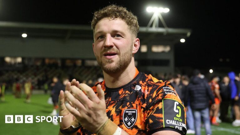 Challenge Cup: Angus O’Brien hunts another Dragons upset at Stade Francais Angus O'Brien applauds the Dragons supporters after the win against Lyon in Newport
