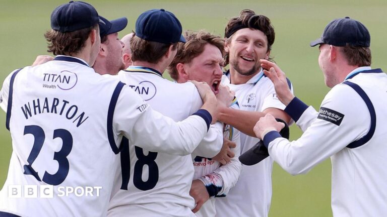 County Championship: Jack White puts Yorkshire in charge before Glamorgan fight back Dom Bess of Yorkshire celebrates the catch that dismissed Kiran Carlson