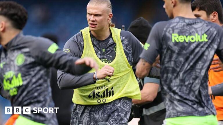 FPL talking point: How to navigate a double gameweek Erling Haaland warming up