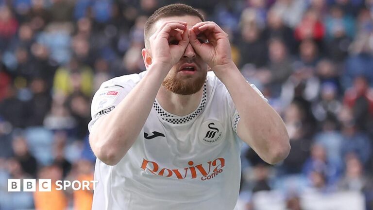 Zan Vipotnik: Championship striker ‘out-performing’ Harry Kane Zan Vipotnik celebrates a goal for Swansea City with his 'binoculars' celebration
