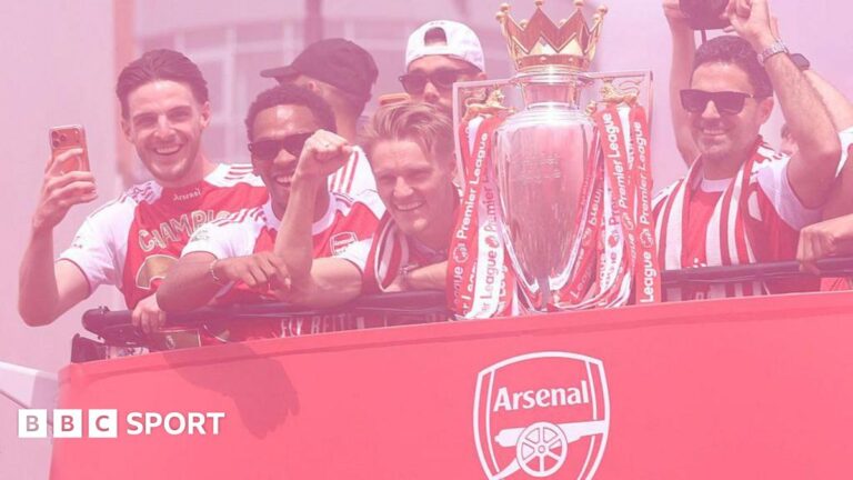 Arsenal title parade: Gunners’ men celebrate Premier League success with bus parade Arsenal players and manager Mikel Arteta with the Premier League trophy