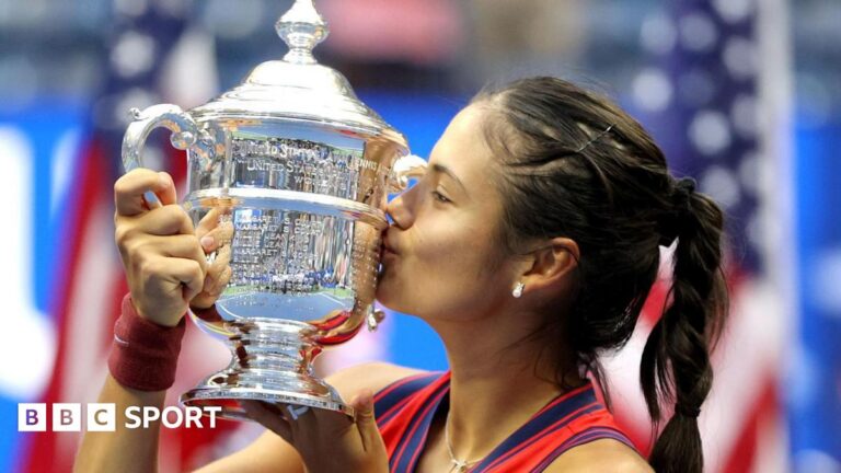 Emma Raducanu coach: British number one reunites with Andrew Richardson, who helped her win US Open Emma Raducanu kisses the US Open trophy