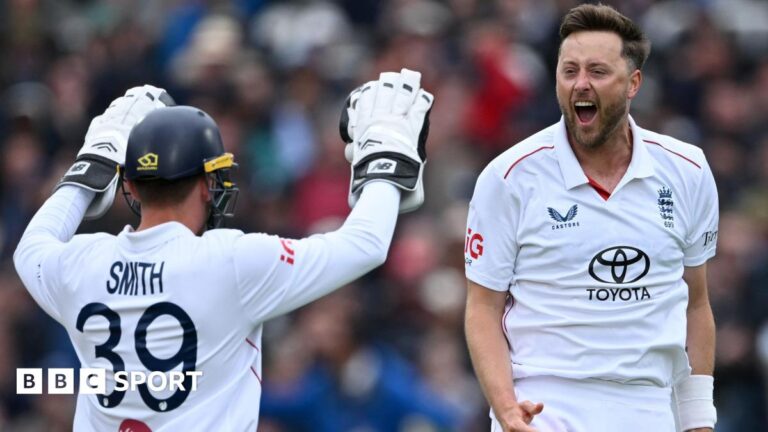 England vs New Zealand: Ollie Robinson moves hosts closer to first Test win on rain-affected third day BBC Sport microphone and phone