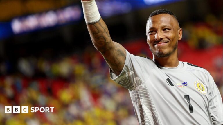 World Cup 2026: Eloy Room equals saves record as Curacao create history Curacao goalkeeper Eloy Room and manager Dick Advocaat