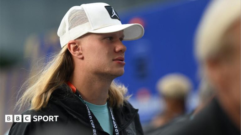 World Cup 2026: Norway face questions as Erling Haaland rested against France Norway's players react as Desire Doue celebrates scoring France's fourth goal against them at the World Cup