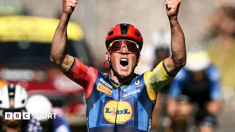 Tour de France 2026: Mads Pedersen wins stage as Tadej Pogacar loses yellow jersey The peloton pass the spectacular Cité de Carcassonne, a famous medieval fortress at the start of stage four