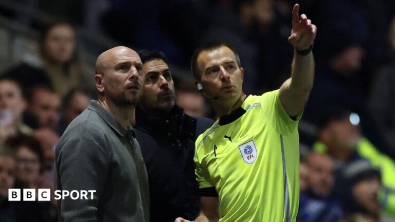 Fleetwood v Arsenal: Carabao Cup tie halted for eight minutes because of drone Referee Michael Salisbury spoke to both sides as play was halted